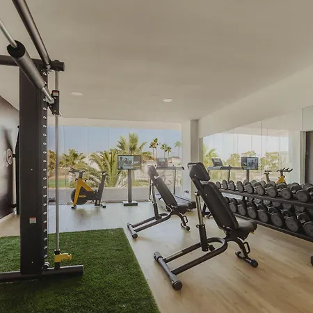 ホテル Garden Saladina - Adults Only