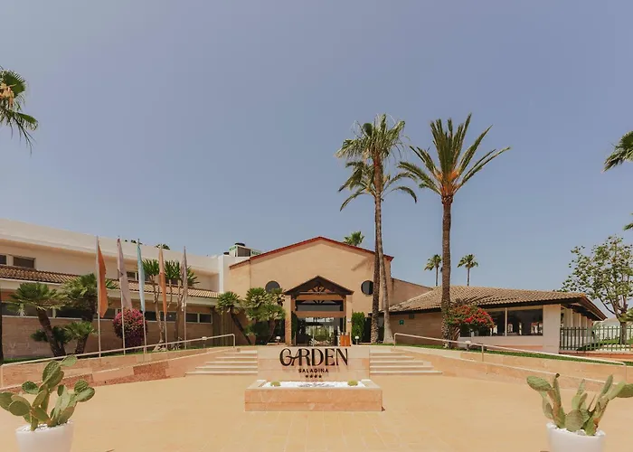 Garden Saladina - Adults Only