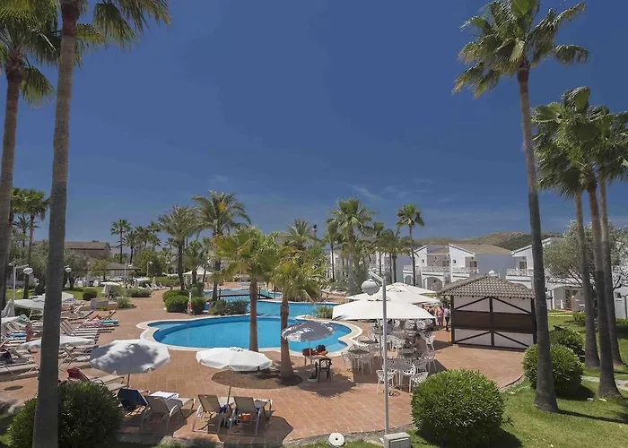 Garden Saladina - Adults Only