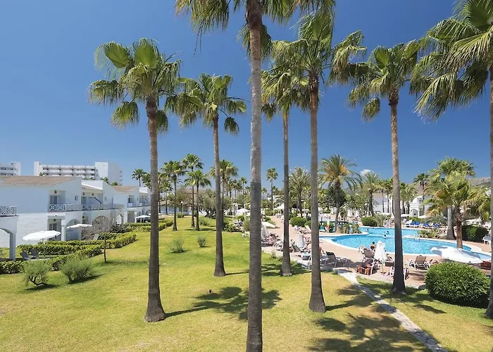 Garden Saladina - Adults Only