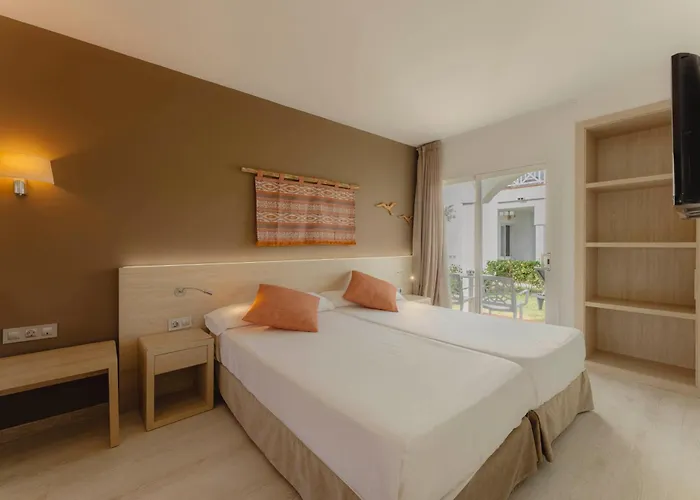 Готель Garden Saladina - Adults Only 4*